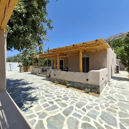 Yerodabelo Traditional Family Mansion