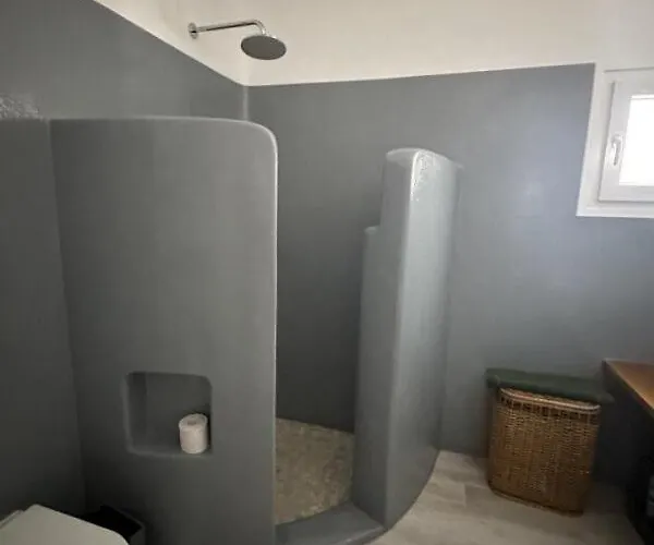 Villa Yerodabelo Traditional Family Mansion *